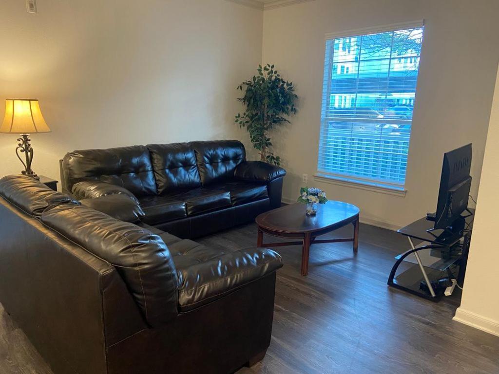 Spacious Apartments In The Woodlands, Tx Værelse billede